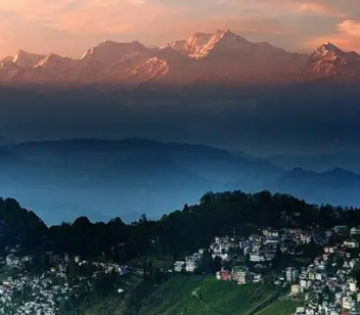 Best 5 Days Darjeeling to Gangtok Holiday Package