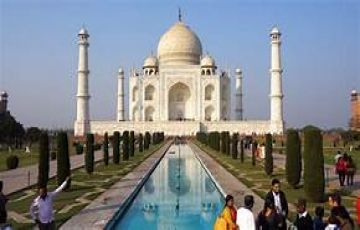 Heart-warming Agra Tour Package for 4 Days from Delhi