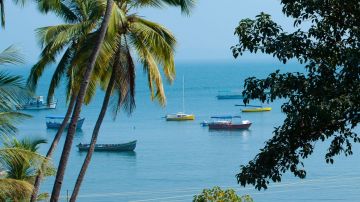 Family Getaway Goa Tour Package for 4 Days from Mumbai