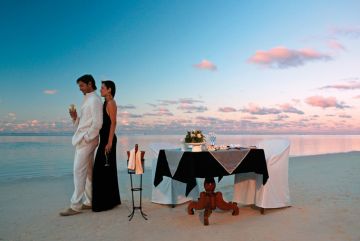 Best 5 Days 4 Nights Delhi and Manali Vacation Package