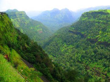 Magical 3 Days Mumbai to Lonavala Tour Package