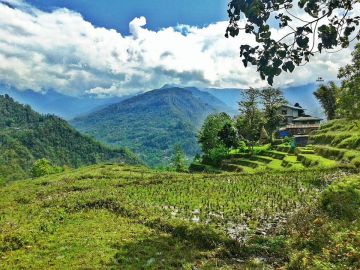 Experience 10 Days Gangtok, Lachung, Ravangla and Darjeeling Tour Package