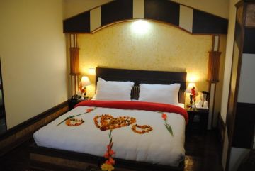 Magical 3 Days 2 Nights Dharamshala and Delhi Tour Package