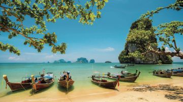 Family Getaway 5 Days Pattaya and Bangkok Trip Package
