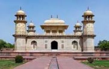 2 Days 1 Night Agra Holiday Package