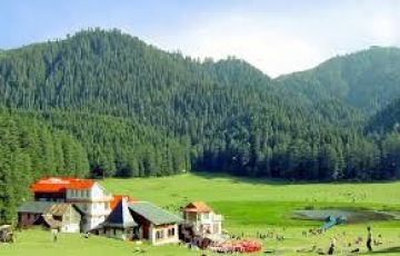 Heart-warming 5 Days 4 Nights Dalhousie with Delhi Vacation Package