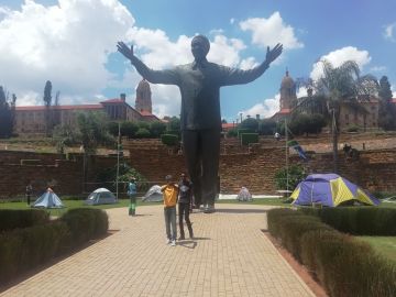 Experience 4 Days Sun City  Pilanesberg Nature Reserve to Johannesburg Apartheid Museum Tour Package