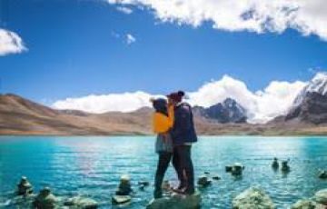 Experience 6 Days Explore Darjeeling Holiday Package