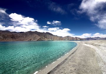Magical 9 Days 8 Nights Leh Ladakh, Nubra with Pangong Trip Package