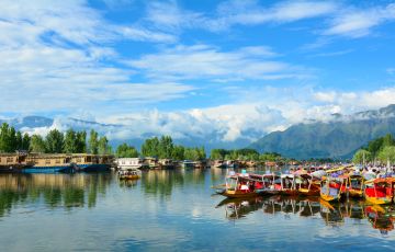 Beautiful 9 Days 8 Nights Srinagar, Kargil with Leh Ladakh Holiday Package