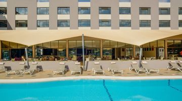 Memorable 5 Days 4 Nights Nairobi with Kenya Trip Package