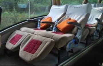 Amazing 3 Nights 4 Days Manali Holiday Package