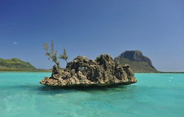 Pleasurable 7 Days Port Louis Vacation Package