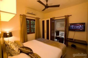 Pleasurable 8 Days 7 Nights Full Day Enjoy Dudhsagar Waterfalls Sightseeing Tour Package