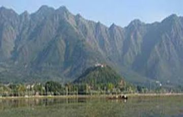 Family Getaway Sonmarg Day Trip Tour Package for 4 Days 3 Nights