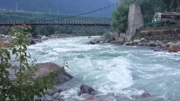 Experience 8 Days Delhi to Manali Vacation Package