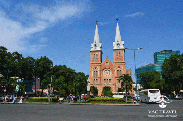 Family Getaway 7 Days Hanoi, Halong Bay and Ho Chi Minh Vacation Package