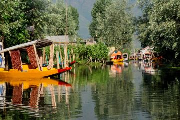 Best Srinagar Tour Package for 5 Days