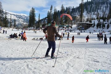 4 Days 3 Nights New Delhi to Manali Trip Package