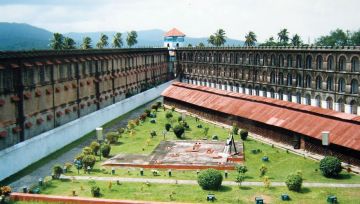 Memorable Back To Home Tour Package for 6 Days 5 Nights