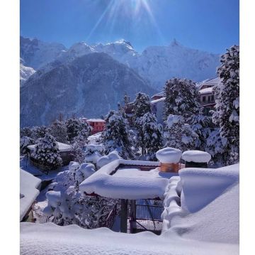 Beautiful 4 Days 3 Nights Shimla and Delhi Trip Package