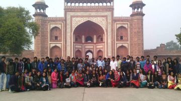 Ecstatic 4 Days New Delhi to Agra Tour Package