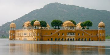 Ecstatic 4 Days New Delhi to Agra Tour Package