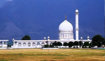 Best 5 Days Srinagar, Gulmarg, Sonmarg and Jammu Tour Package