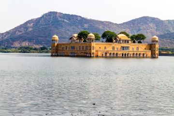 Amazing 2 Days Jaipur Tour Package