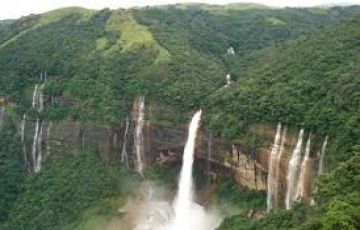 Heart-warming 5 Days Kaziranga National Park- Guwahati Drop to Shillong - Cherapunji - Shillong  53 Km 130 Hours Approx  Tour Package