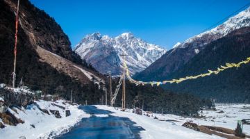 5 Days 4 Nights Gangtok and Lachung Vacation Package