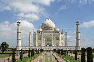 Best Mathura - Agra - Mathura Tour Package for 5 Days 4 Nights