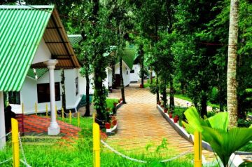 Memorable Kerala Tour Package for 5 Days