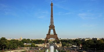 Memorable 7 Days Delhi to Paris Holiday Package