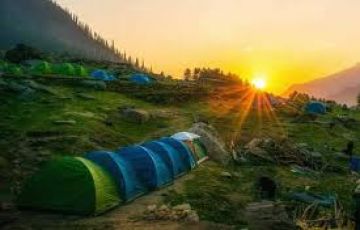 Ecstatic 3 Days 2 Nights Kasol and Delhi Holiday Package