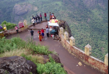 4 Days 3 Nights Ooty with Coimbatore Holiday Package