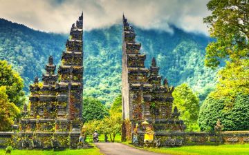 Beautiful 5 Days Bali and Kuta Holiday Package