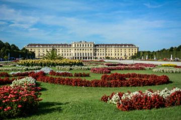 Ecstatic 11 Days 10 Nights Vienna, Salzburg, Brussels and Amsterdam Trip Package