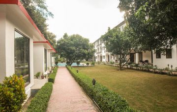 Ecstatic 3 Days 2 Nights Jim Corbett Tour Package