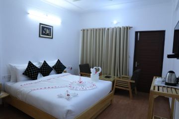 Experience Almora Tour Package for 3 Days 2 Nights