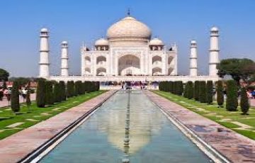 Amazing 7 Days 6 Nights Agra and Delhi Tour Package