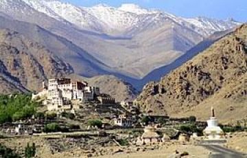 Heart-warming 4 Days 3 Nights Leh Trip Package