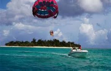 Best 4 Days 3 Nights Goa and Delhi Tour Package