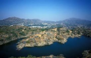 Heart-warming 2 Days 1 Night Mount Abu Trip Package