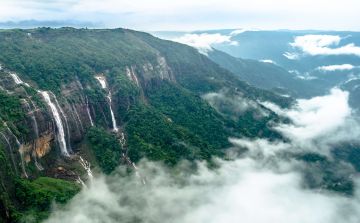 Amazing 5 Days 4 Nights Shillong Vacation Package