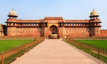 Best 8 Days Delhi Trip Package