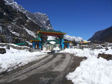 Heart-warming 8 Days Back To Home to Lachung Tour Package