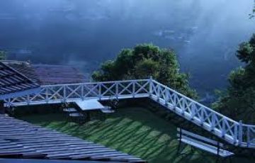 Family Getaway 4 Days Coimbatore, Kodaikanal and Delhi Holiday Package