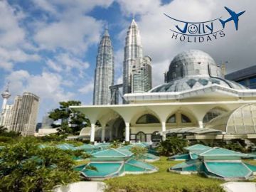 Experience 5 Days 4 Nights Malaysia Trip Package
