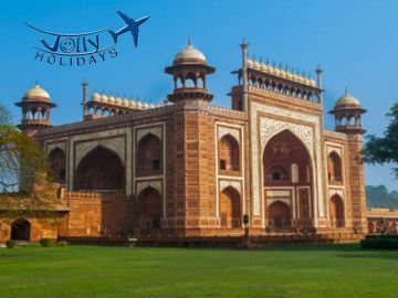 Heart-warming 5 Days Delhi to Agra Tour Package
